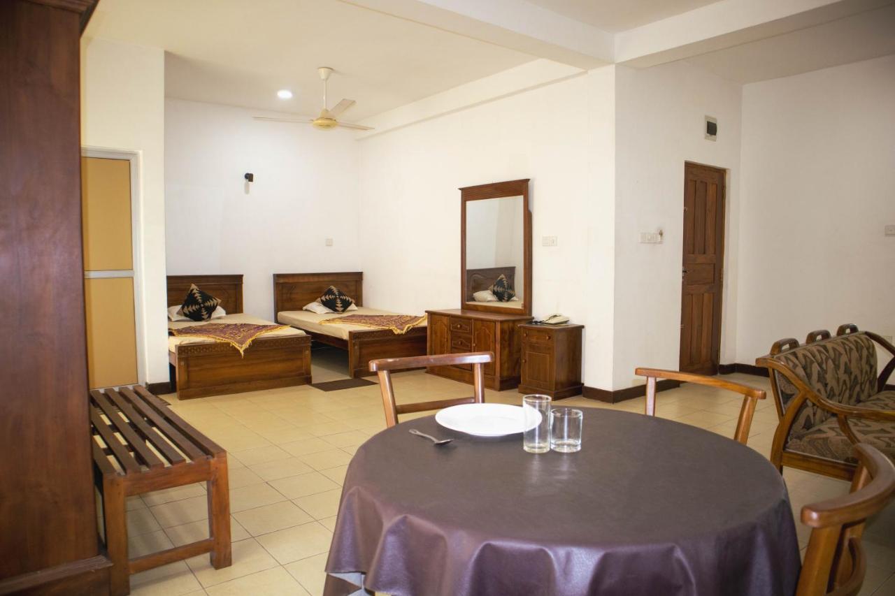 Chamaya Holiday Inn Balangoda Exterior foto